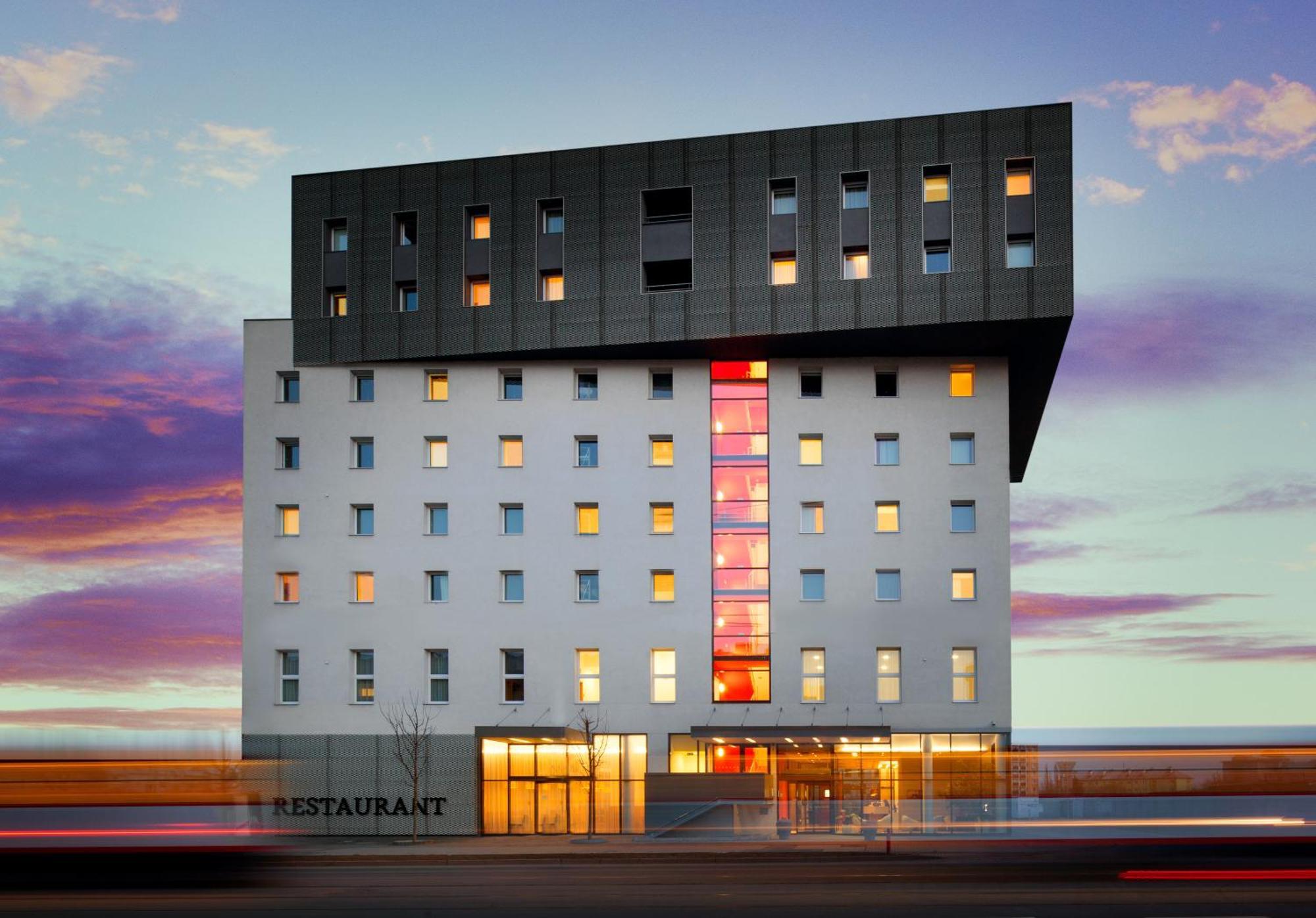 فندق أولوموكفي  فندق كومفورت أولوموتش سنتر المظهر الخارجي الصورة